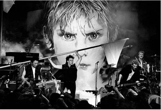 موسیقی اعتراضی: یکشنبه، یکشنبه خونین