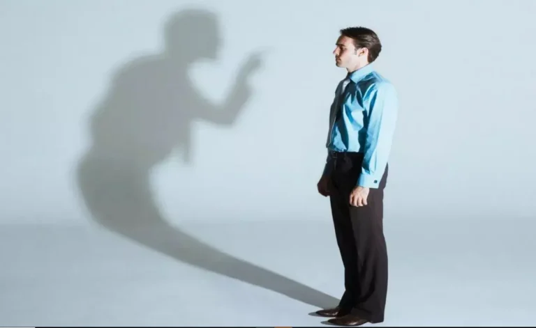 اهمیت عزت نفس در روابط عاطفی