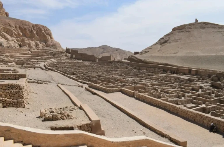 زندگی روزمره صنعتگران مصر باستان