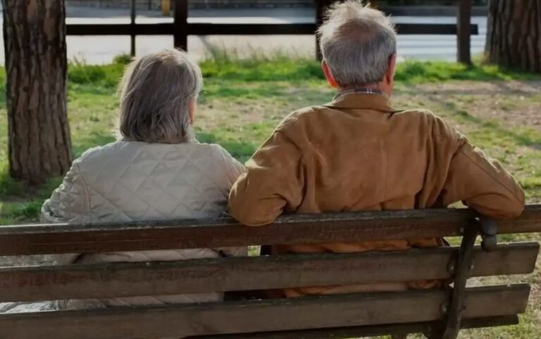 عوامل طول عمر بیشتر زنان