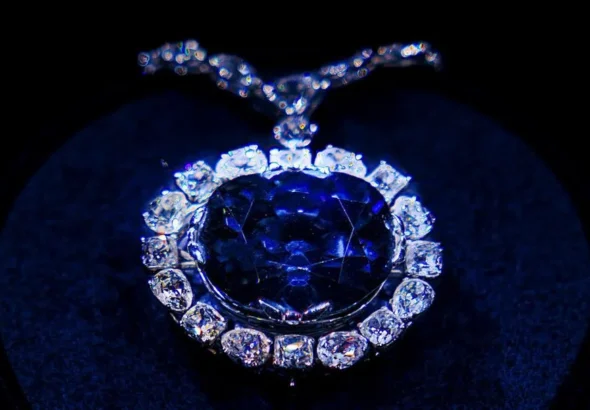 افسانه الماس نفرین شده