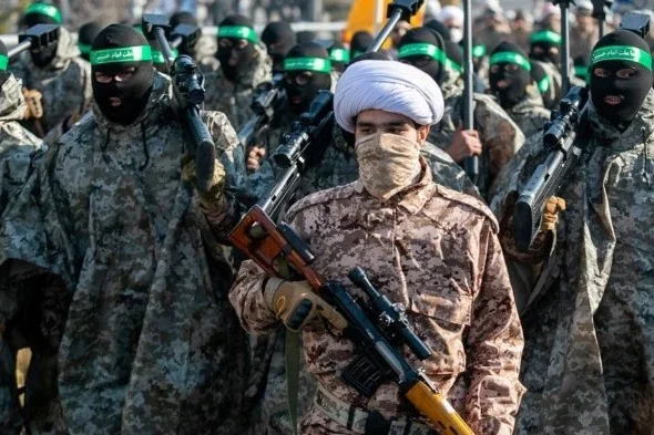 وقتی محافظان ، قاتلان مردم می شوند