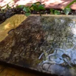 کشف قبر باستانی در باغچه